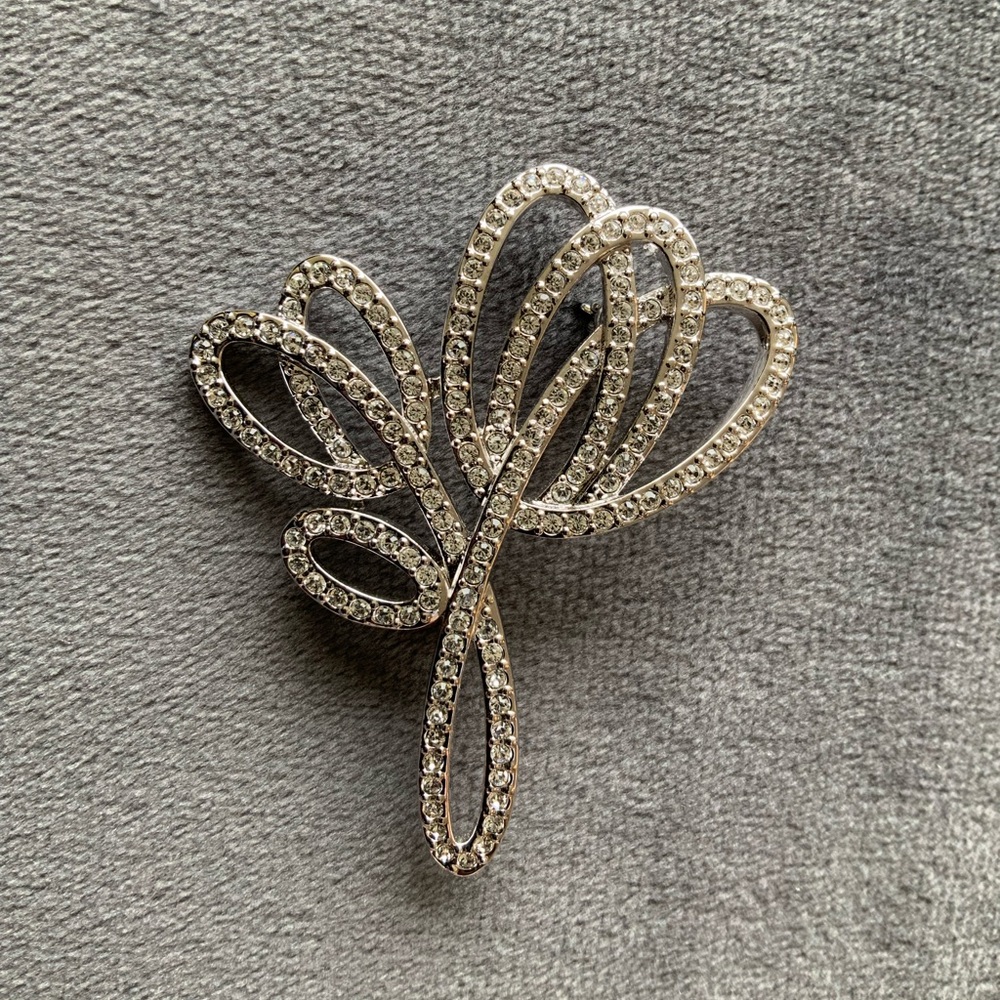 Swarovski Gold Brooch - Picture 4 of 4